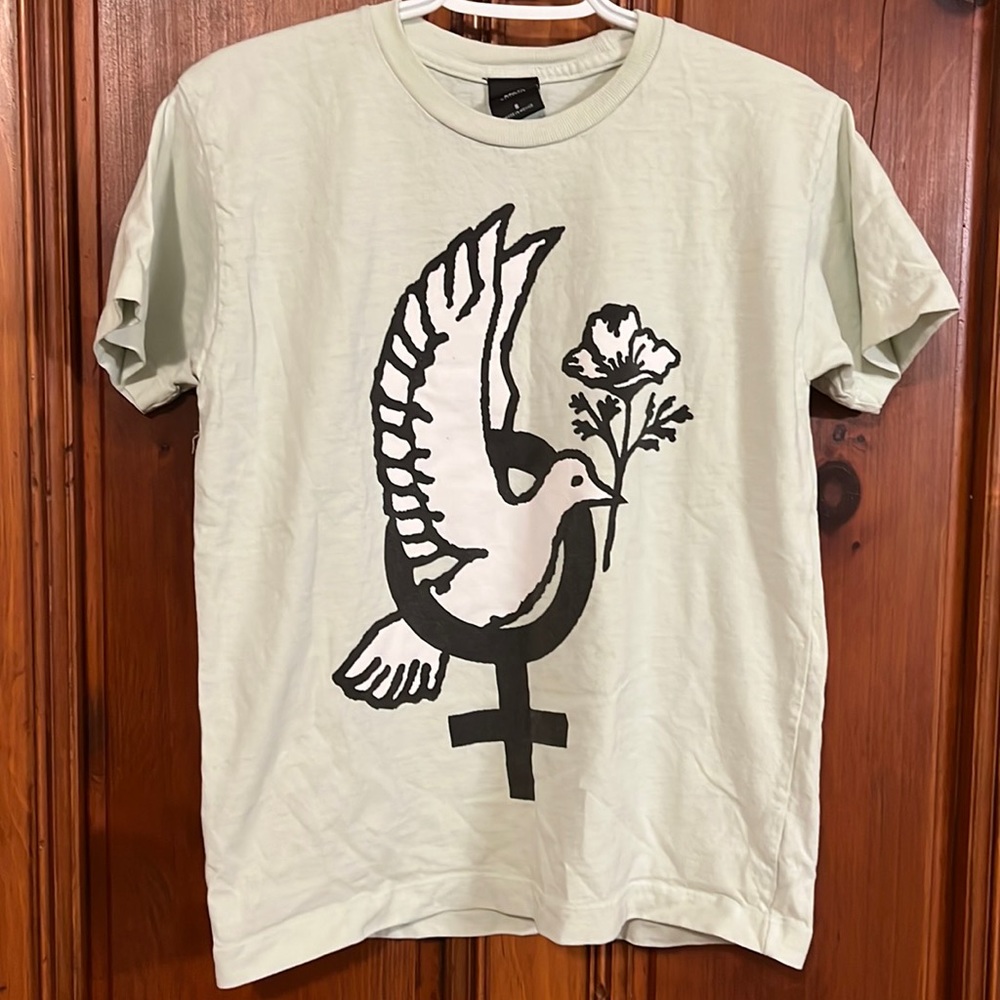 Light green OBEY tee, small